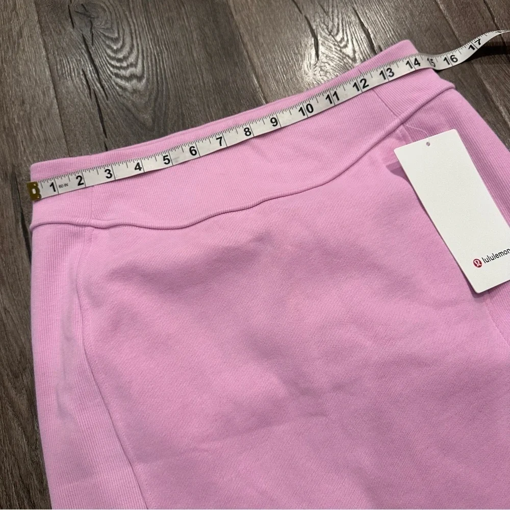 New Lululemon Scuba HR Mini Skirt Vita Pink Size M Soft Comfy Coquette Barbie
